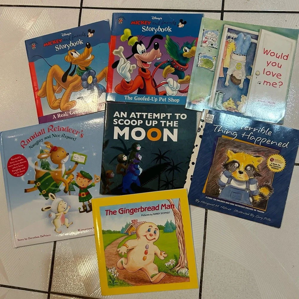 Book Clean Out - Picture 1 of 10